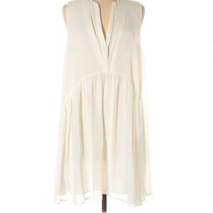 Cupcakes & Cashmere Crepe Blouse/Dress - M